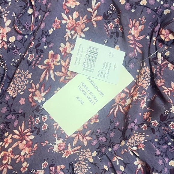 NWT Elegant Floral Lace-Up Blouse in Purple Wild Skye XL - Picture 4 of 11